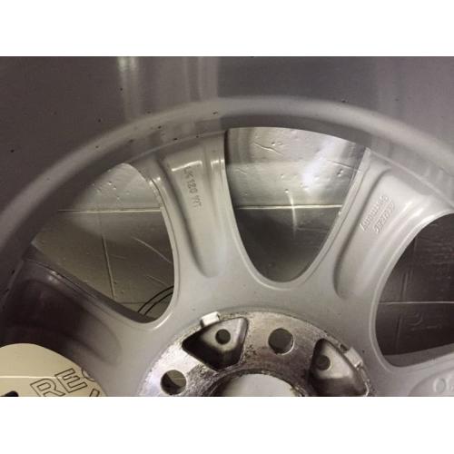 Alloys wheels with Michelin tyres