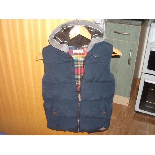 Hooded Body Warmer (Next)