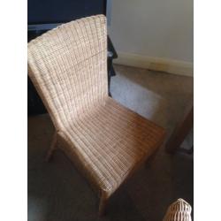 Lovely dining room table and 8 chairs