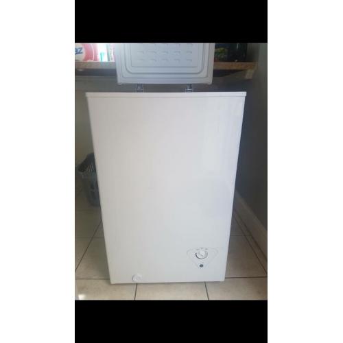 Chest freezer