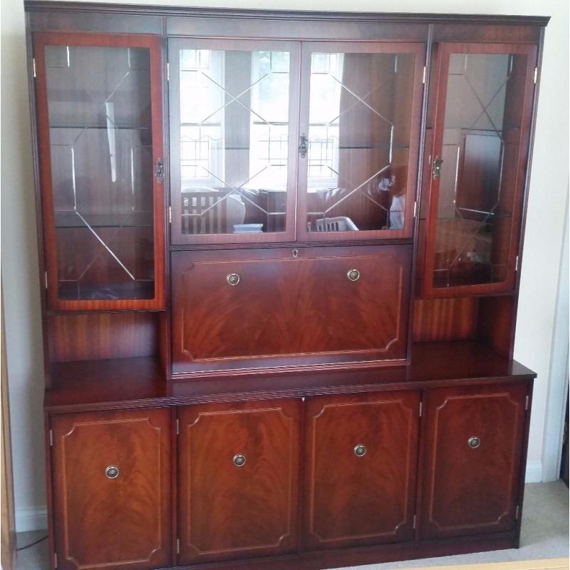 Beresford and Hicks display unit