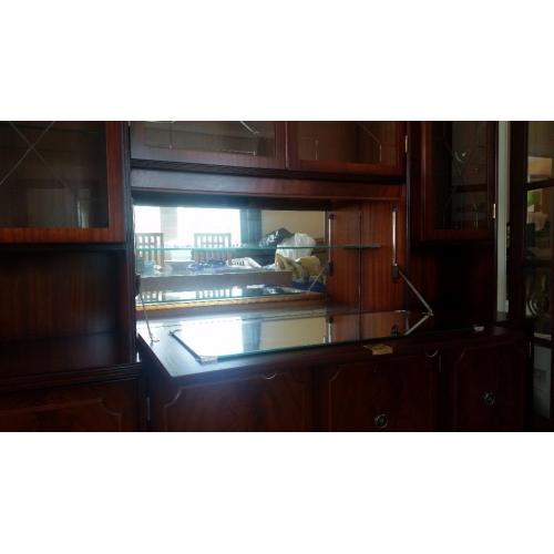 Beresford and Hicks display unit