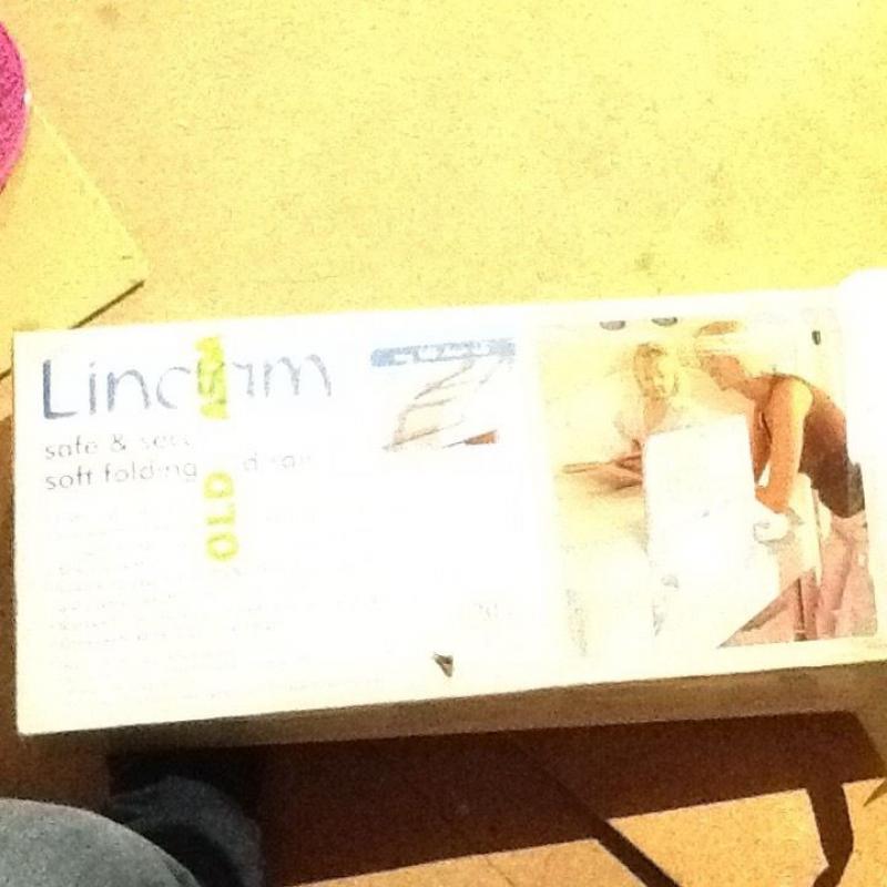 Bed rail