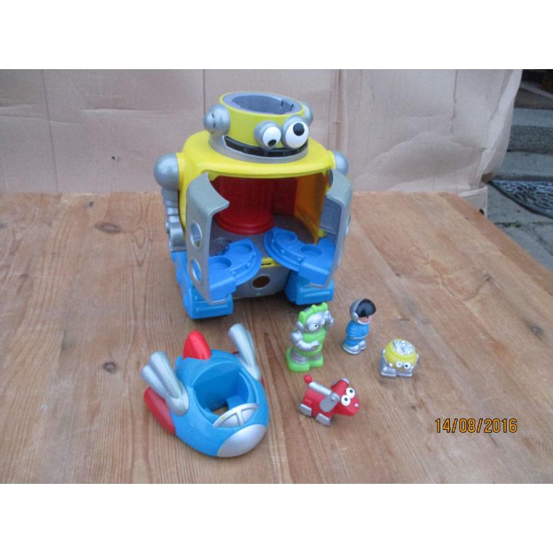 elc spaceship robot