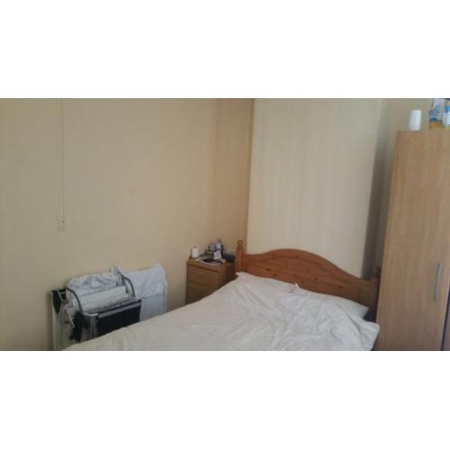 Standard room to rent in a shared house