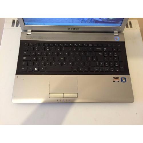 Great laptop Samsung RV515 - 4Gb Ram - 500Gb Storage