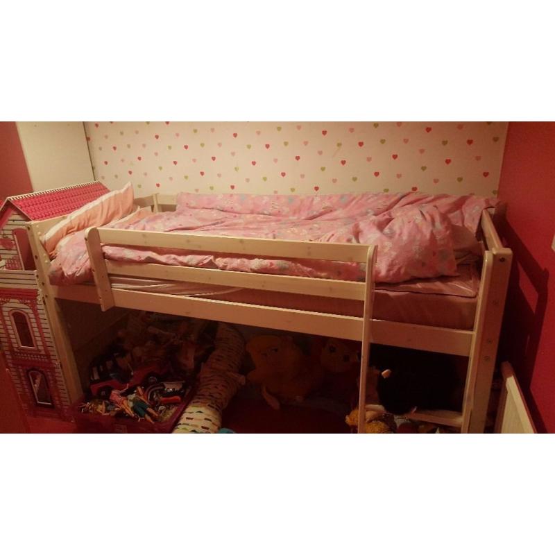 Raised childs bed
