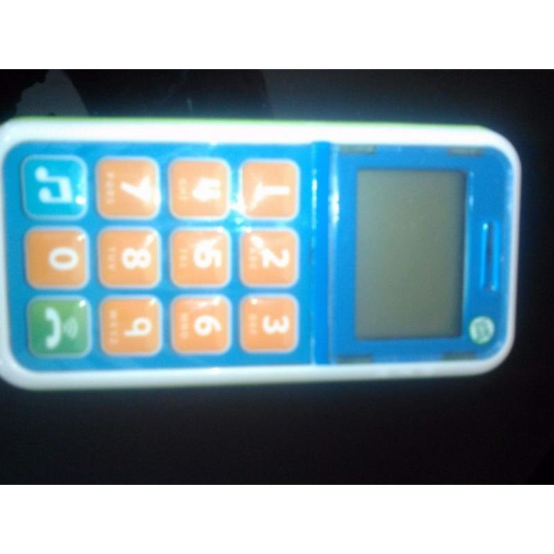 Winnie the pooh laptop and other activity toys, great condition, bargain