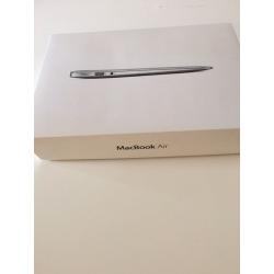 2014 MacBook Air 11 (i5, 256ssd, 4gb ram)