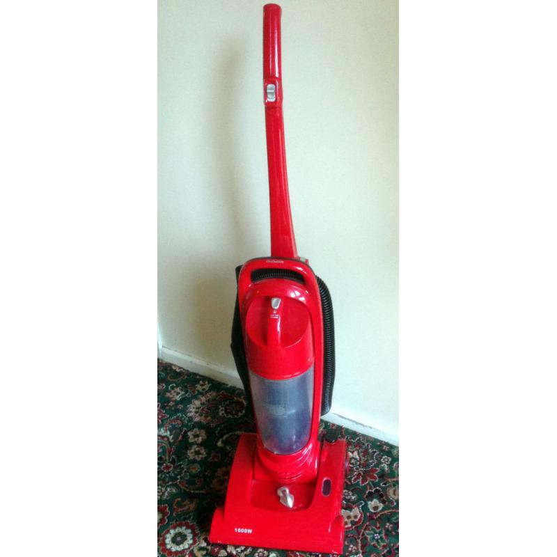 ProAction Bagless Upright Vacumn 1600W