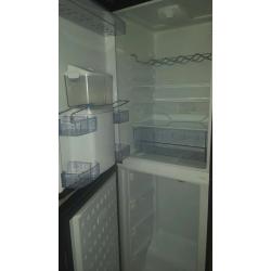 Black Beko Fridge freezer self defrosting