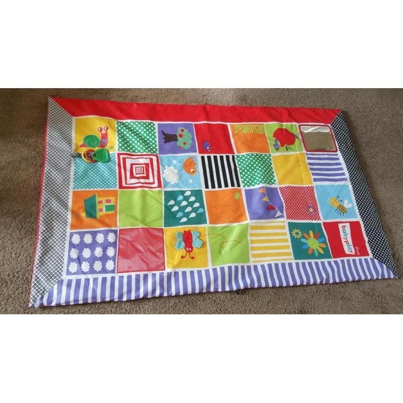 Mamas and papas activity play mat