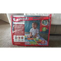 Mamas and papas activity play mat