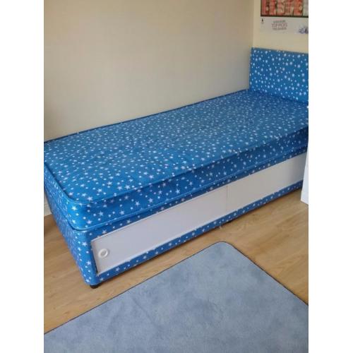 Single bed with storage
