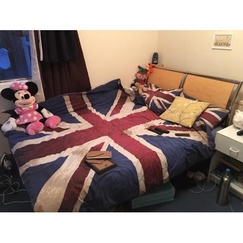 2 Large Double Rooms+ Garden 8 mins Walk New Cross