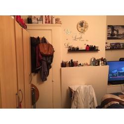 2 Large Double Rooms+ Garden 8 mins Walk New Cross