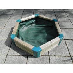 sandpit with cover