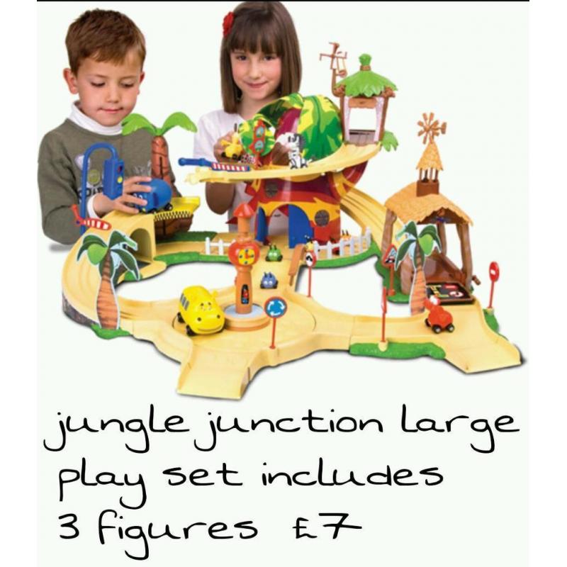 Large jungle junction playset