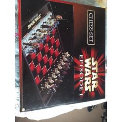 Star Wars episode 1 chess set immaculate