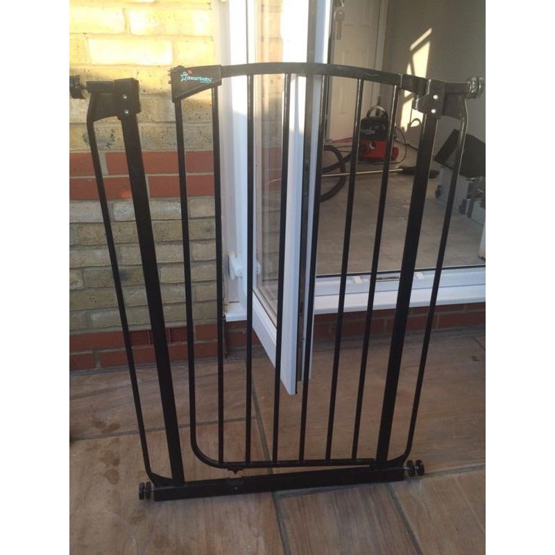 Baby / dog gate