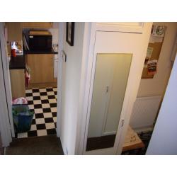 Short or long stay in lovely all girl flat nonsmokers free bicycles