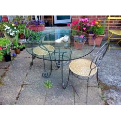 Table and chairs set