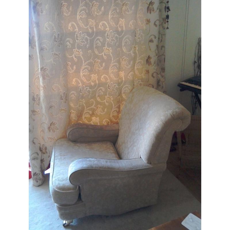 Kirkdale armchair/chair