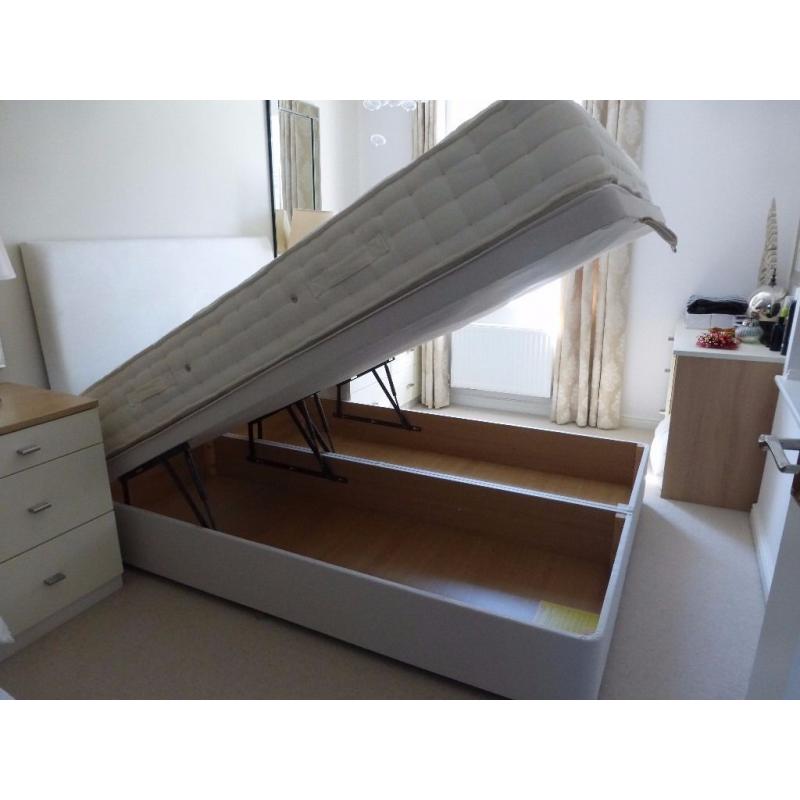 King Size (5 foot) Bed with Ottoman Storage Base