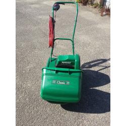 QUALCAST ELECTRIC 30S CLASSIC PUSH MOWER WITH SCARIFER
