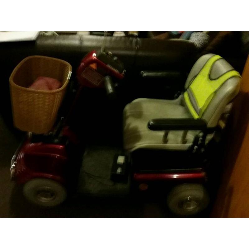 Shoprider Deluxe Mobility Scooter- Indoor/Outdoor