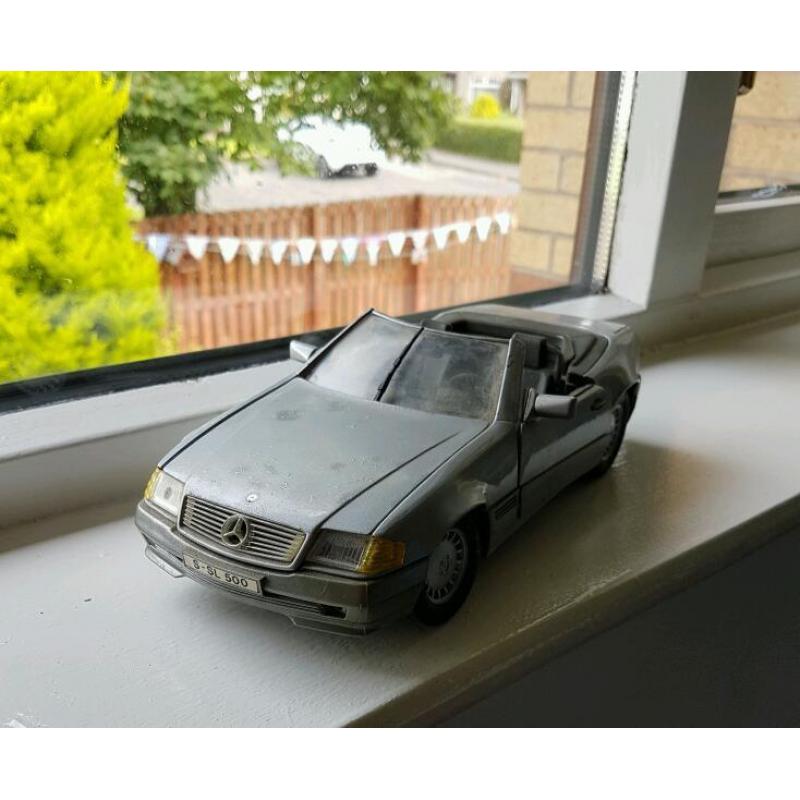 Diecast maisto mercedes sl 500