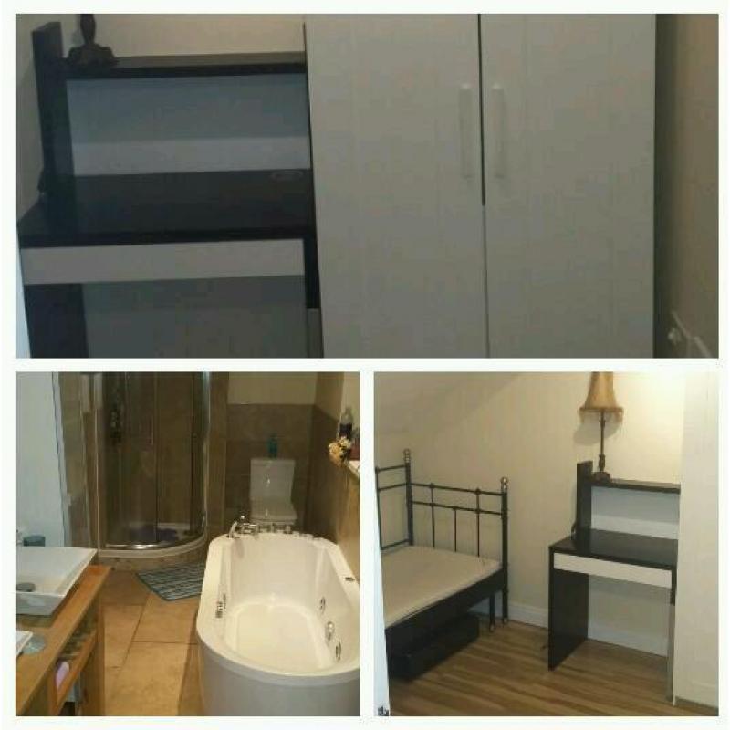 Bedroom to let East Belfast (2)