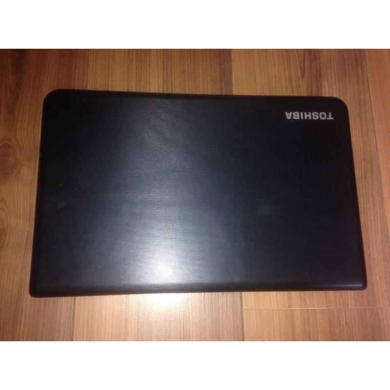 Toshiba Satellite C50D - A - 138 laptop