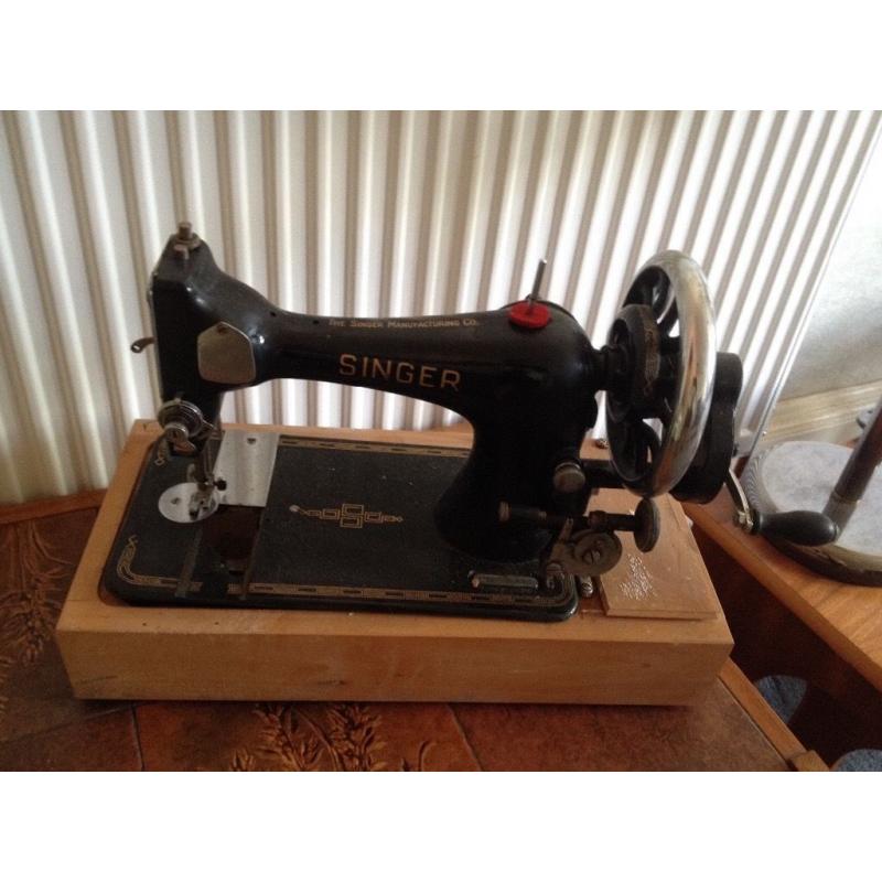 Vintage sewing machine & typewriter