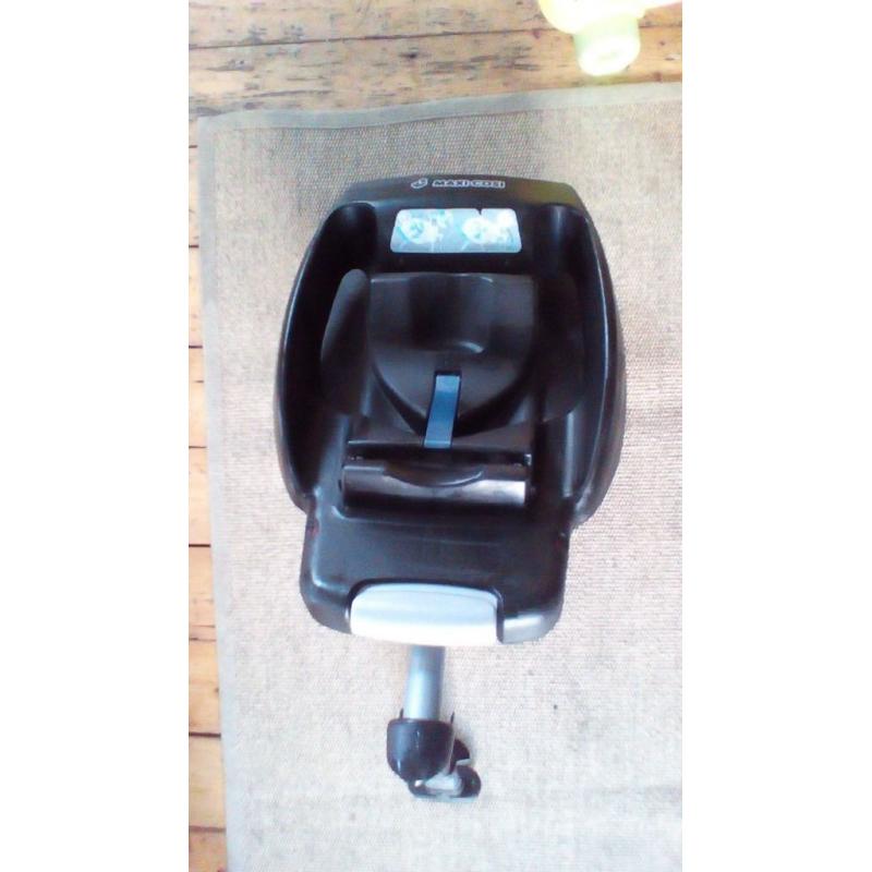 Easi/easy base for maxi cosi car seat