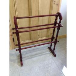 Wooden Towel Tail - Can Deliver