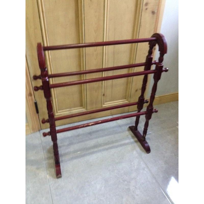 Wooden Towel Tail - Can Deliver