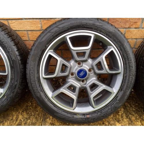 FORD 17" Alloys Alloy Wheels and Tyres are Brand New