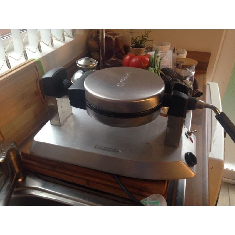 Ceuisinart Belgian Waffle Maker