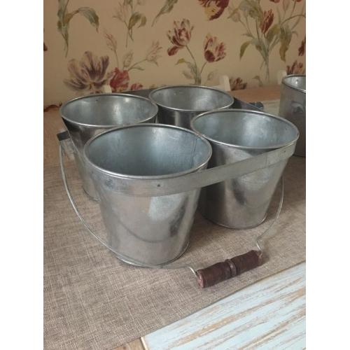 Flower pots