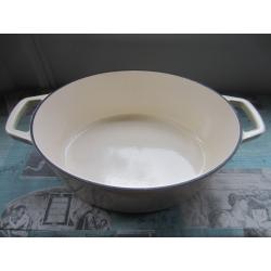 Cast iron casserole dish