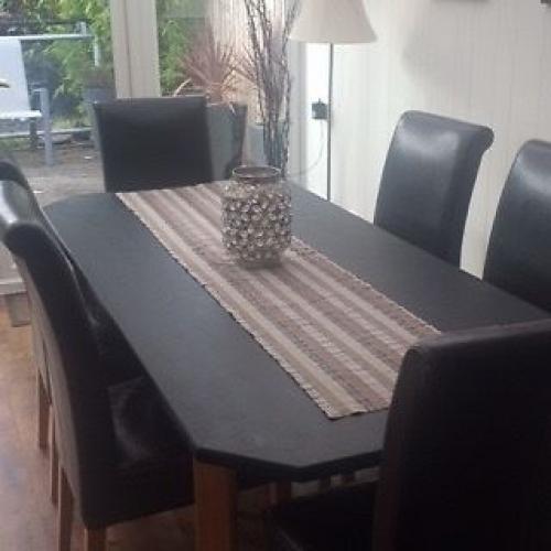 table and chairs