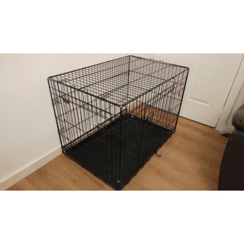 LARGE metal dog crate. Good condition