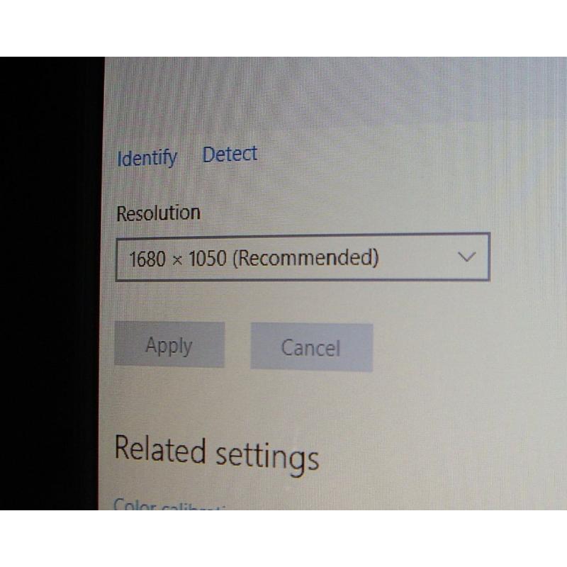 HP 20 INCH MONITOR