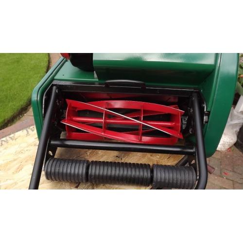Qualcast Classic 35S self-propelled petrol lawnmower,