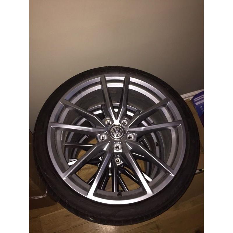 Genuine 19" Golf R Pretoria Alloy