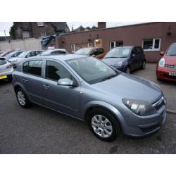 VAUXHALL ASTRA 1.8 club 2005 Petrol Automatic in Silver