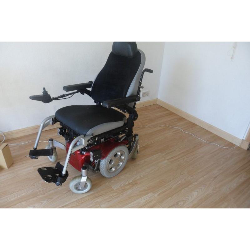 Electric mobility chair