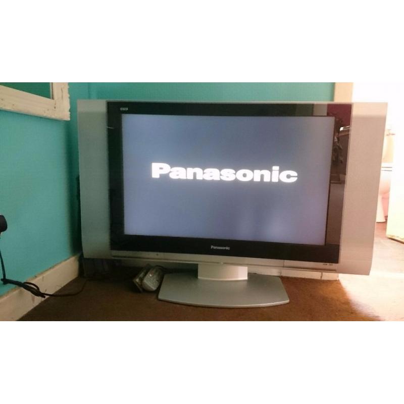 Panasonic 32" TV *AVAILABLE FOR IMMIDATE COLLECTION*