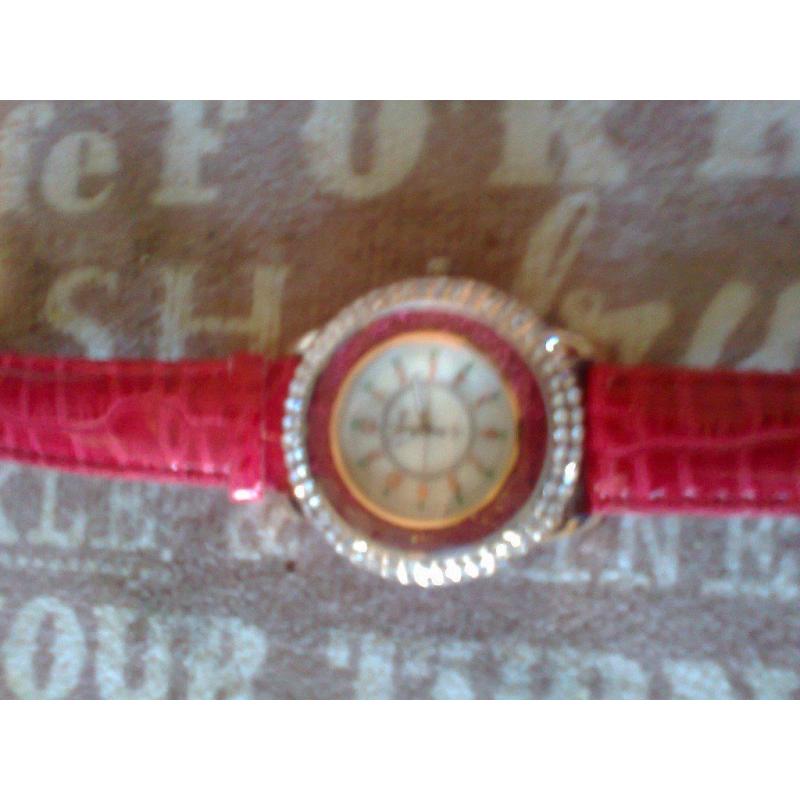 three brand new 2016 ladies watches diamond go goey rhinestone quartz with leather straps